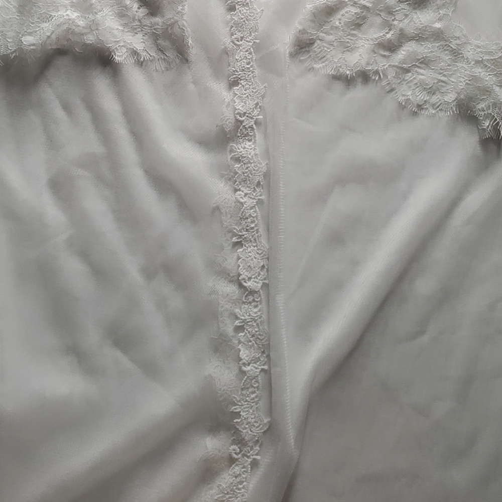 SHEIN ROBE - Picture 4 of 10